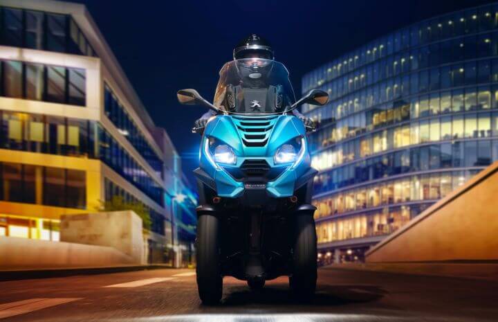Le Peugeot Metropolis 400, meilleur scooter 3 roues en 2022